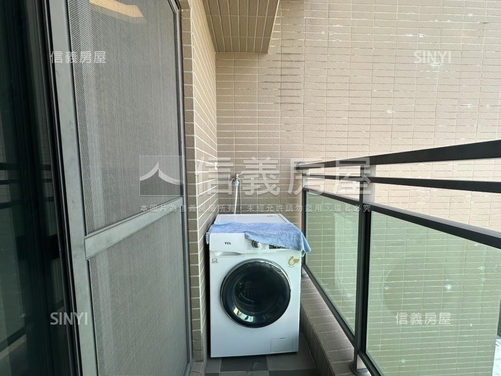 大立薇閣精緻美宅車位房屋室內格局與周邊環境