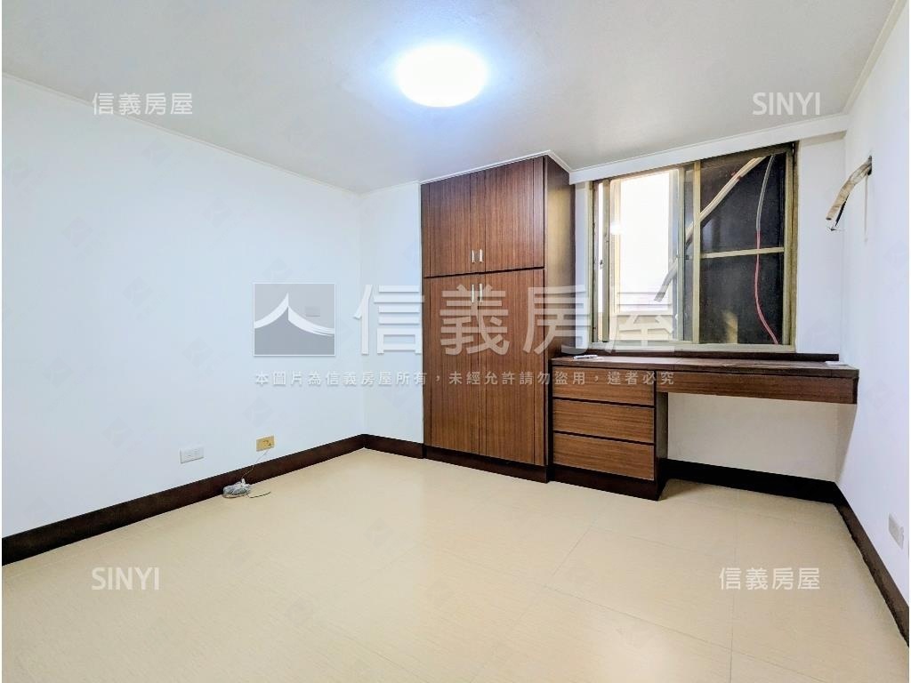 未來捷運喜上加喜挑高美宅房屋室內格局與周邊環境