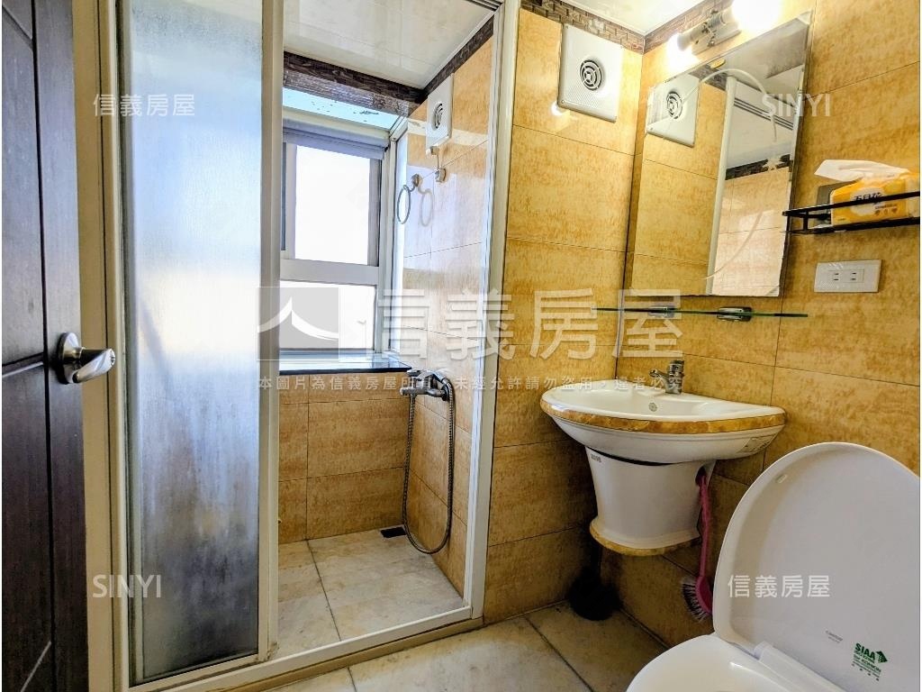 未來捷運喜上加喜挑高美宅房屋室內格局與周邊環境