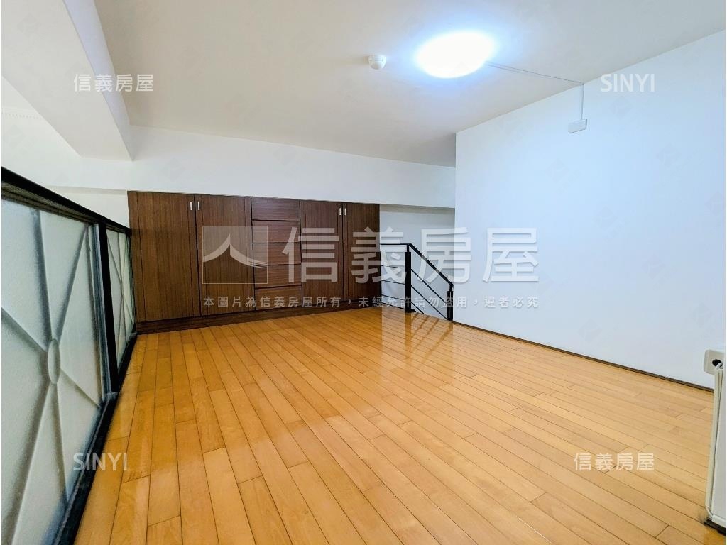 未來捷運喜上加喜挑高美宅房屋室內格局與周邊環境