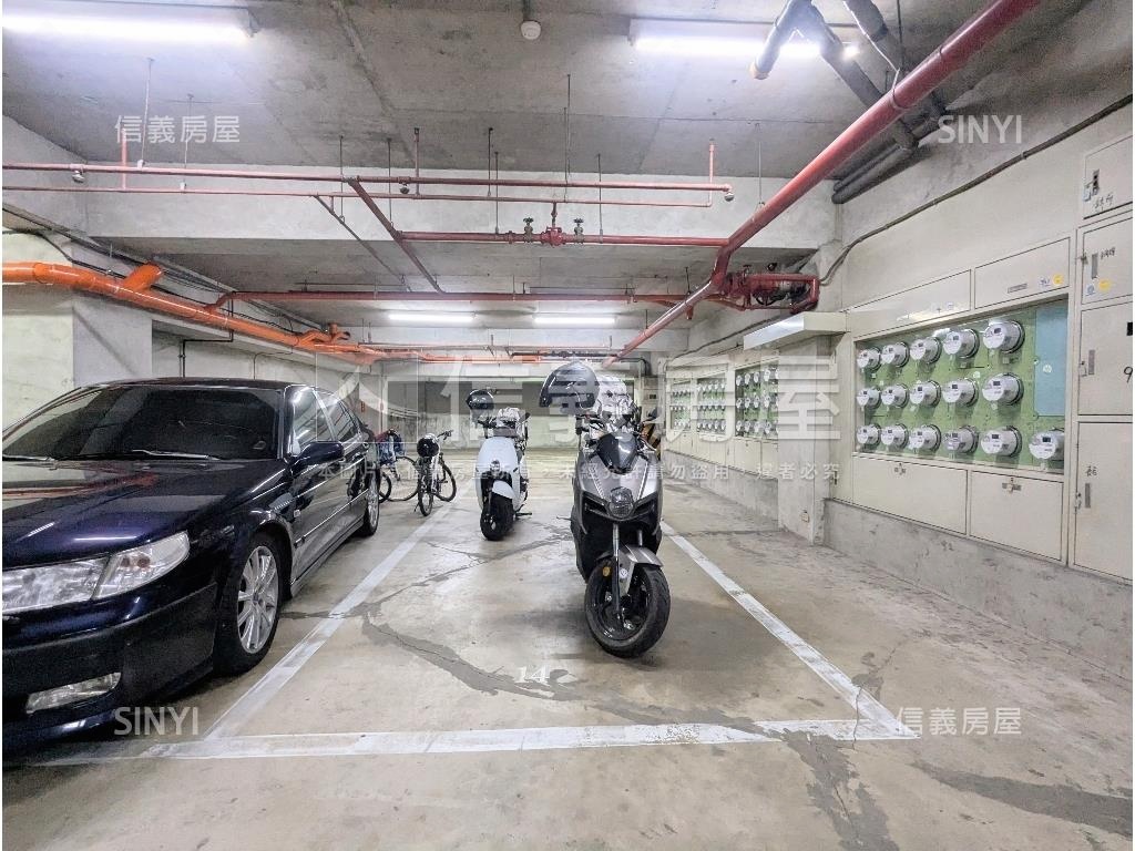 未來捷運喜上加喜挑高美宅房屋室內格局與周邊環境