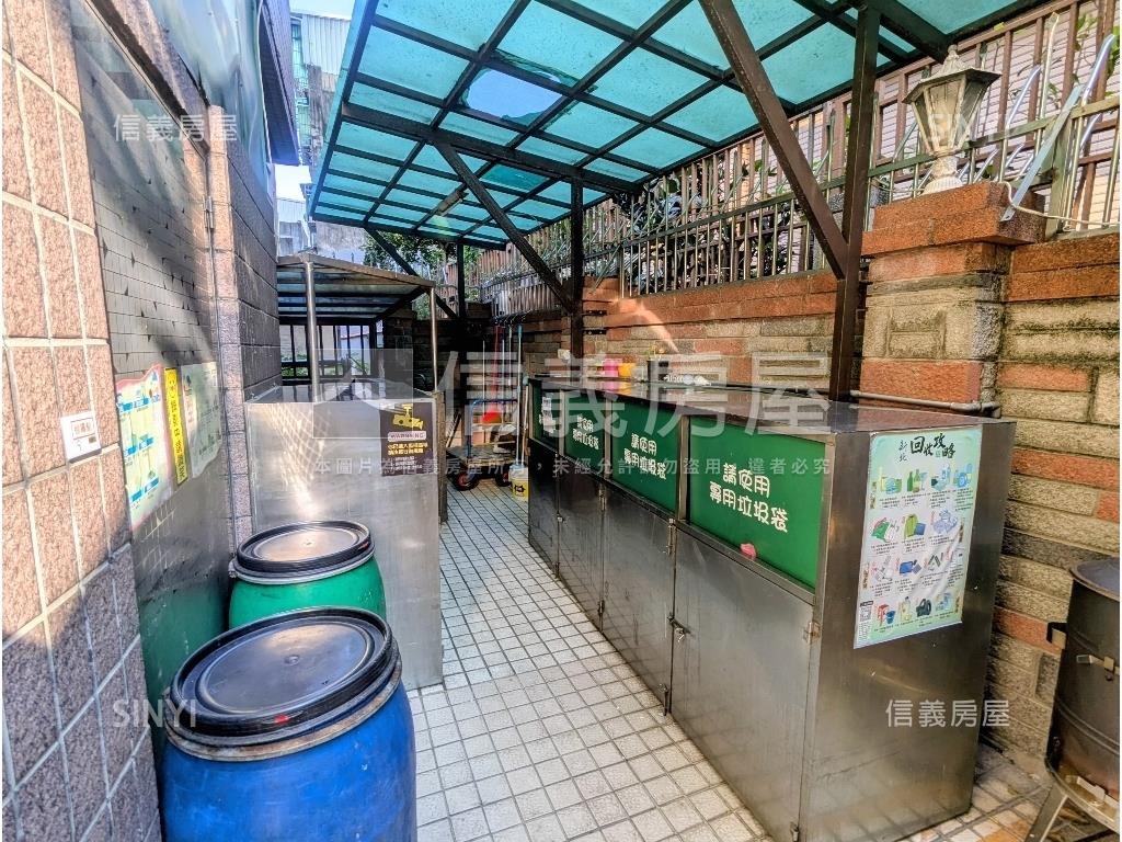 未來捷運喜上加喜挑高美宅房屋室內格局與周邊環境
