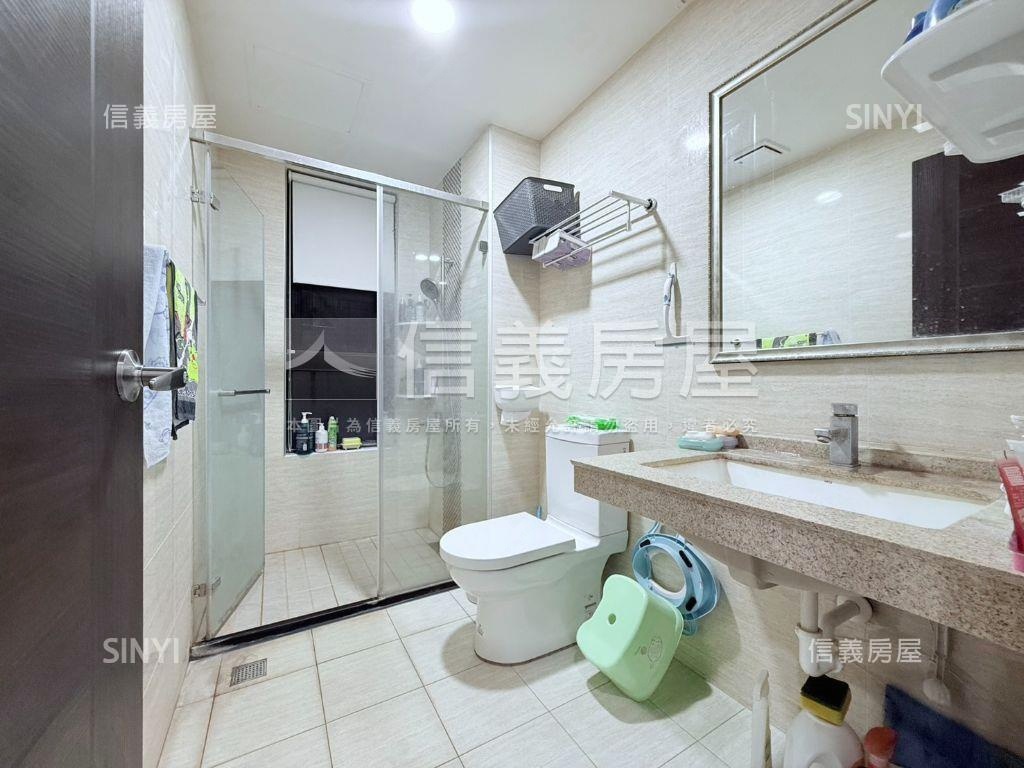 四季水悅三房平車房屋室內格局與周邊環境