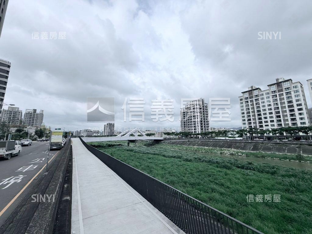 四季水悅三房平車房屋室內格局與周邊環境