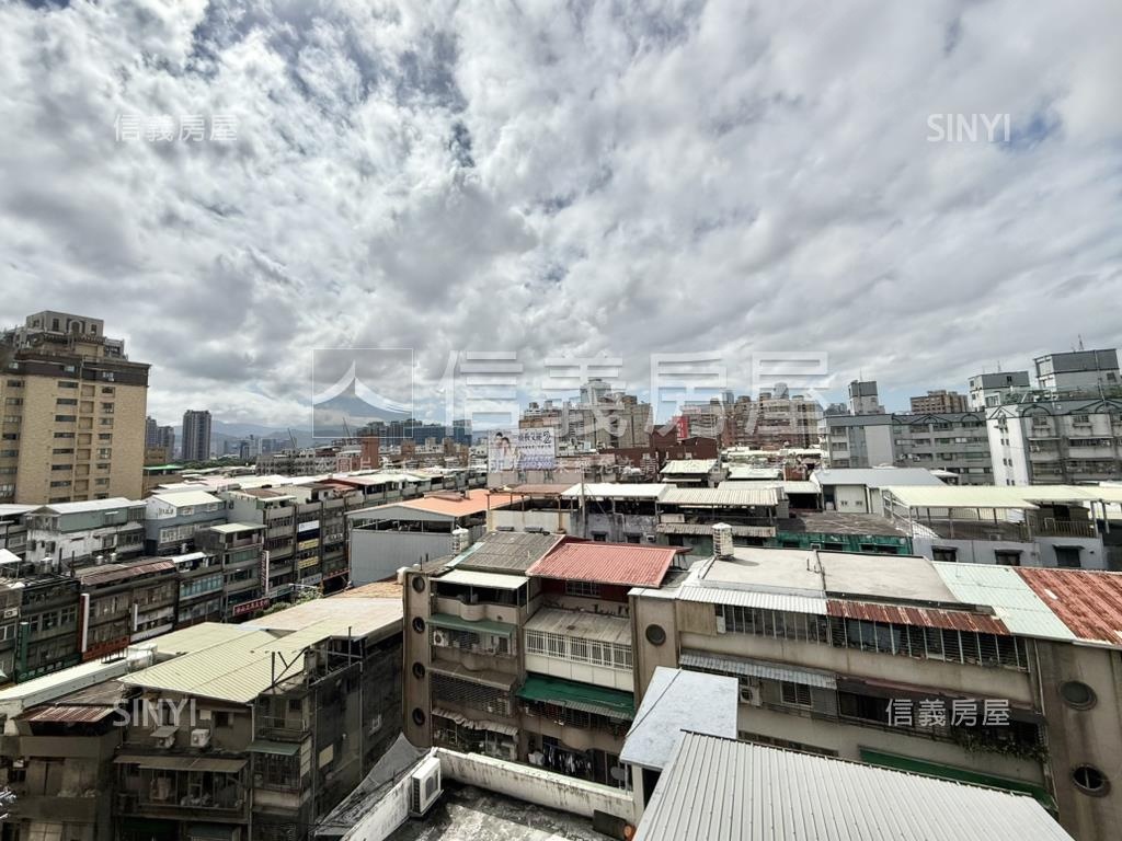 中山名門美妝三房車位房屋室內格局與周邊環境