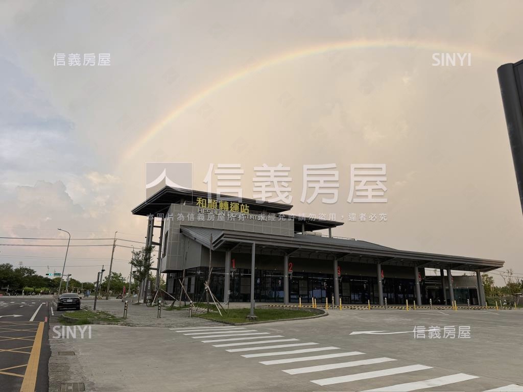 南科卓越城Ｅ棟８樓發發發房屋室內格局與周邊環境