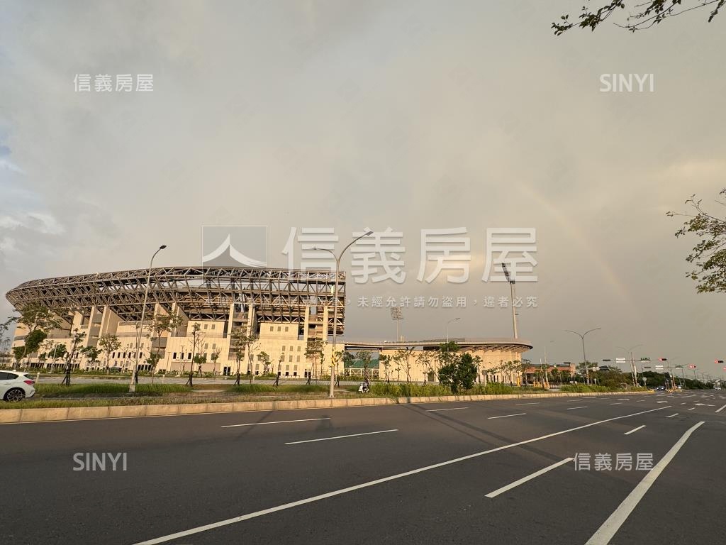 南科卓越城Ｅ棟８樓發發發房屋室內格局與周邊環境