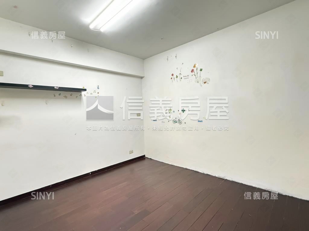 寬敞舒適。大亨世家房屋室內格局與周邊環境