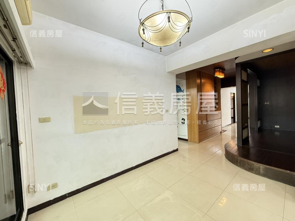 寬敞舒適。大亨世家房屋室內格局與周邊環境