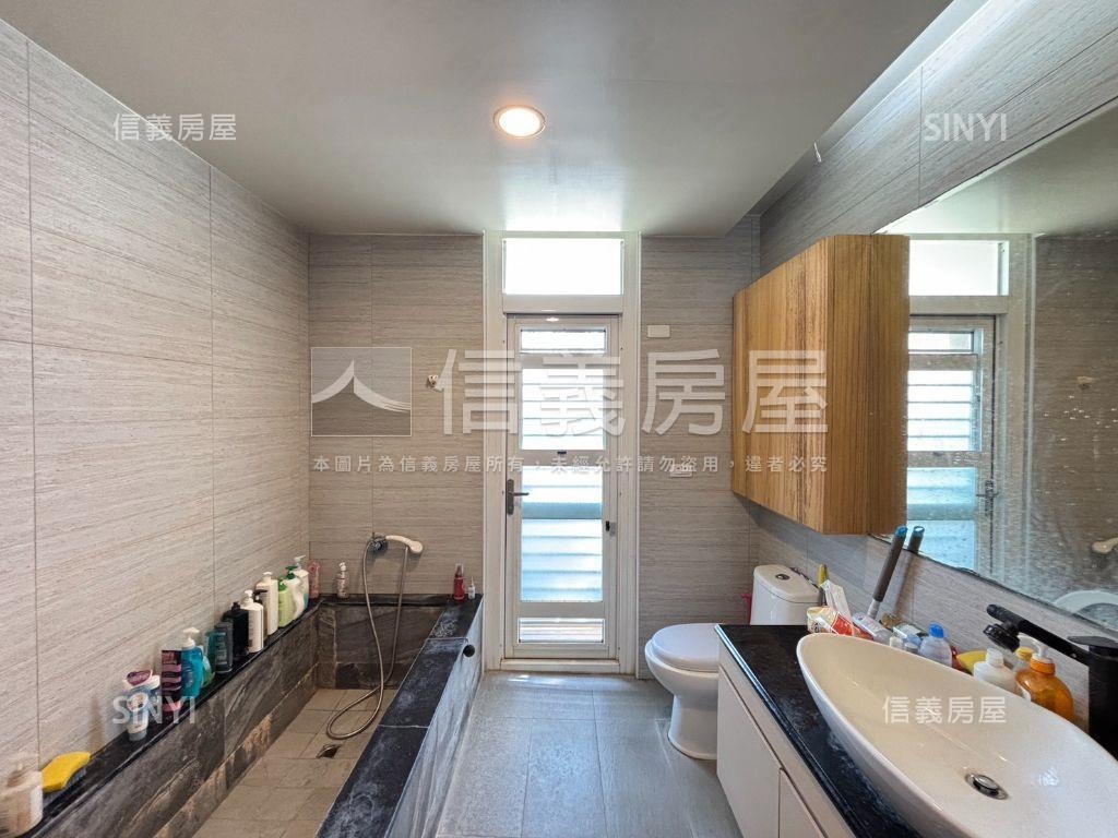 國寶山莊庭園精美裝潢墅房屋室內格局與周邊環境