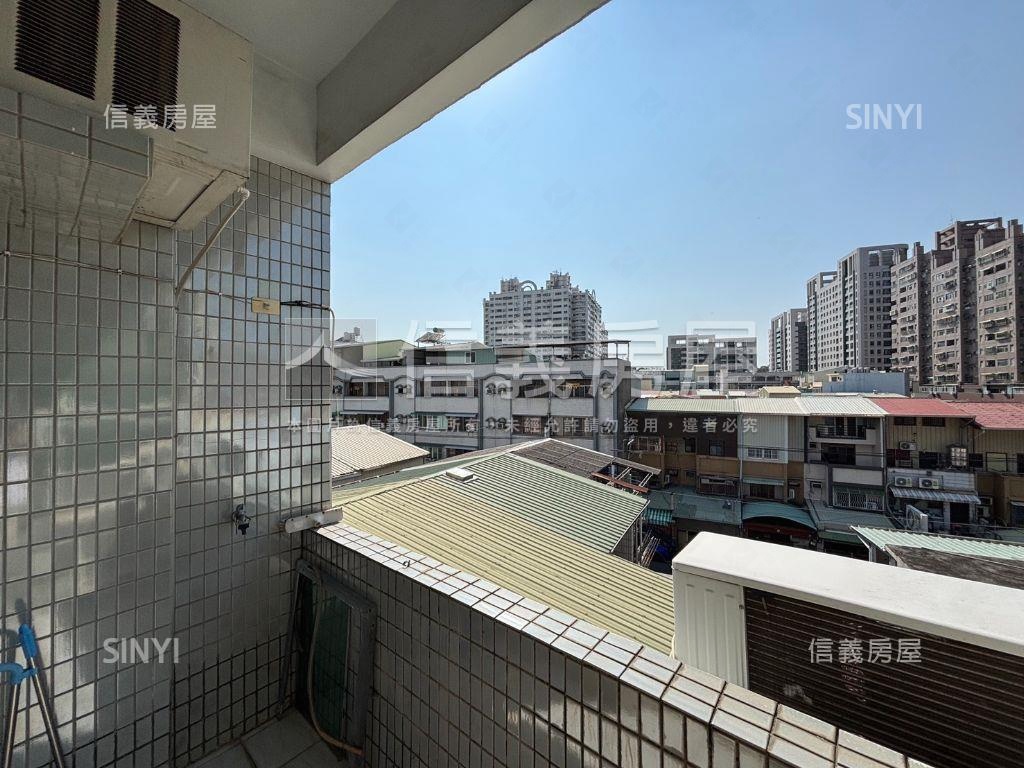 國寶山莊庭園精美裝潢墅房屋室內格局與周邊環境
