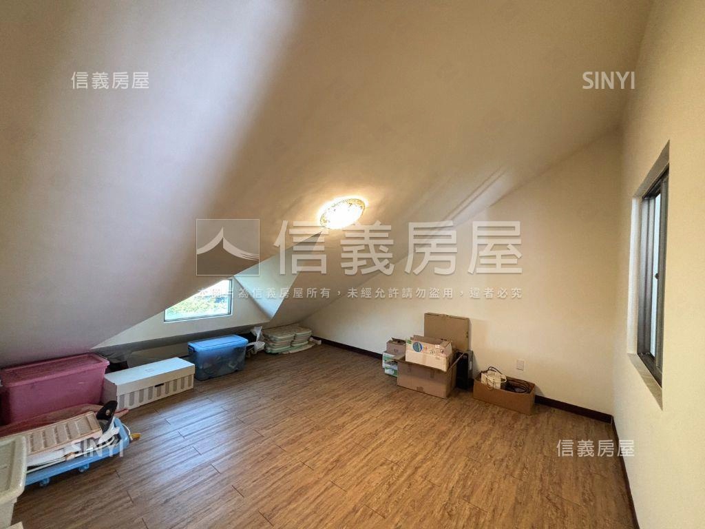 國寶山莊庭園精美裝潢墅房屋室內格局與周邊環境