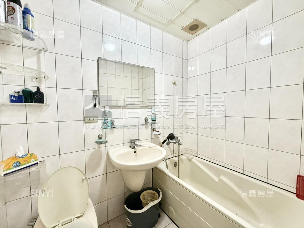 江翠優質三房車位稀有釋出房屋室內格局與周邊環境