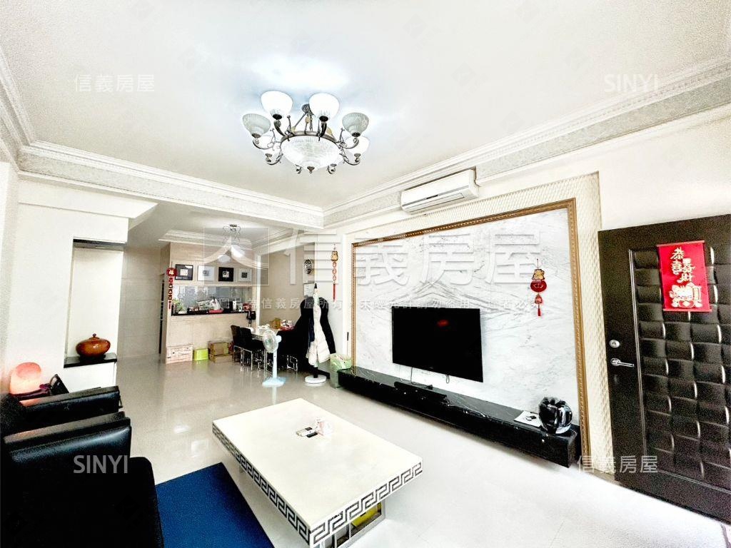 傳家堡別墅＿可停雙車房屋室內格局與周邊環境