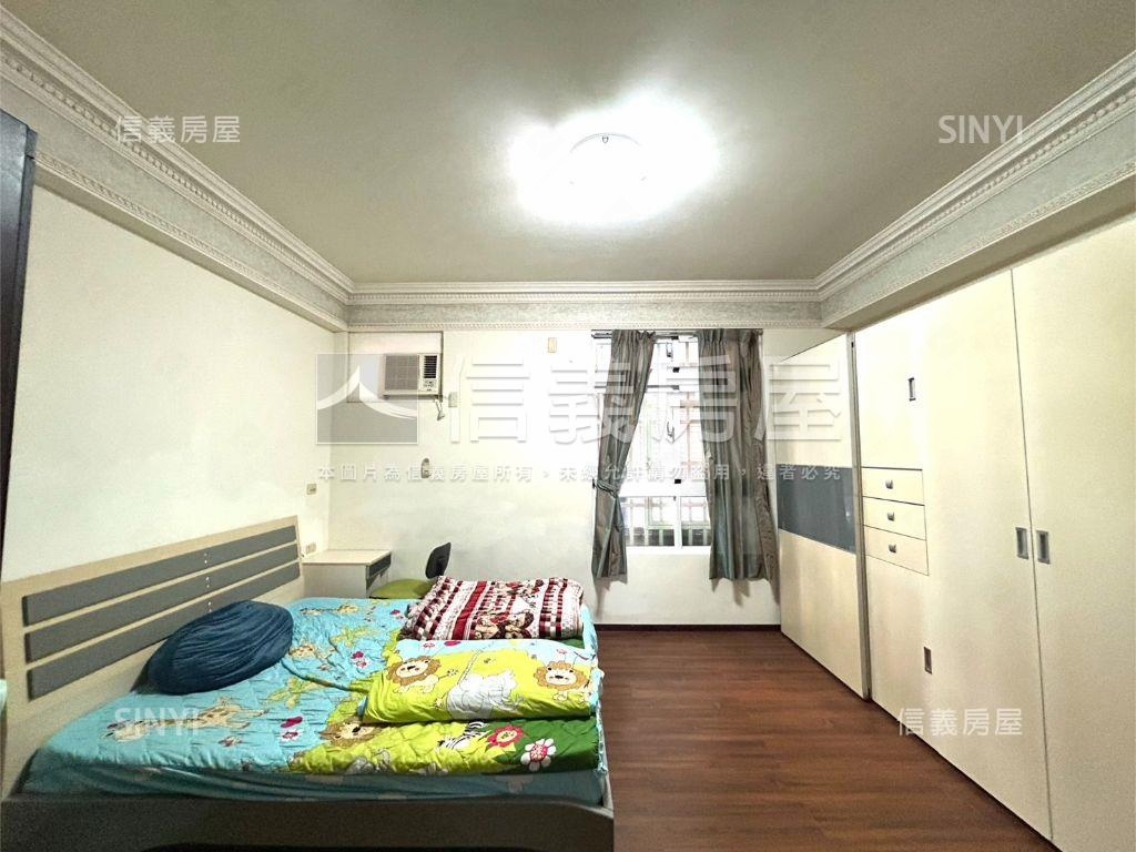 傳家堡別墅＿可停雙車房屋室內格局與周邊環境