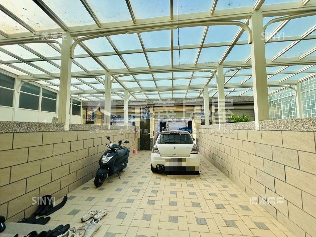 傳家堡別墅＿可停雙車房屋室內格局與周邊環境