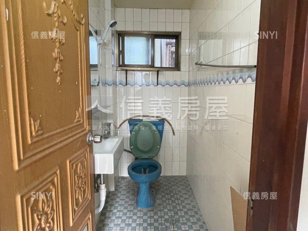 成功雙城面寬８米透天店住房屋室內格局與周邊環境