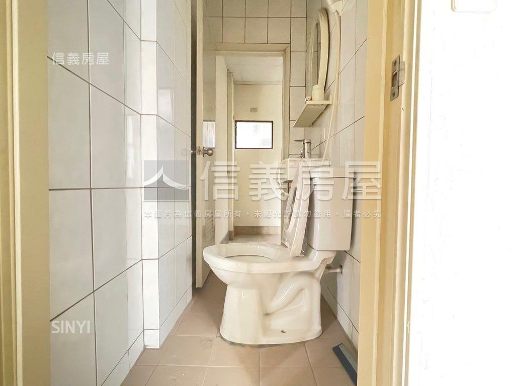 成功雙城面寬８米透天店住房屋室內格局與周邊環境