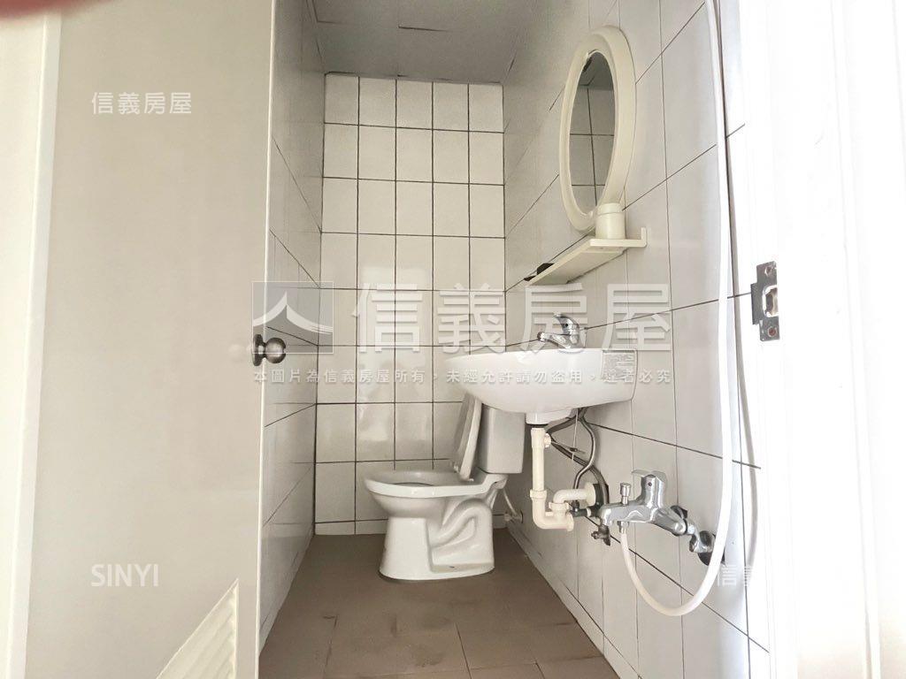 成功雙城面寬８米透天店住房屋室內格局與周邊環境