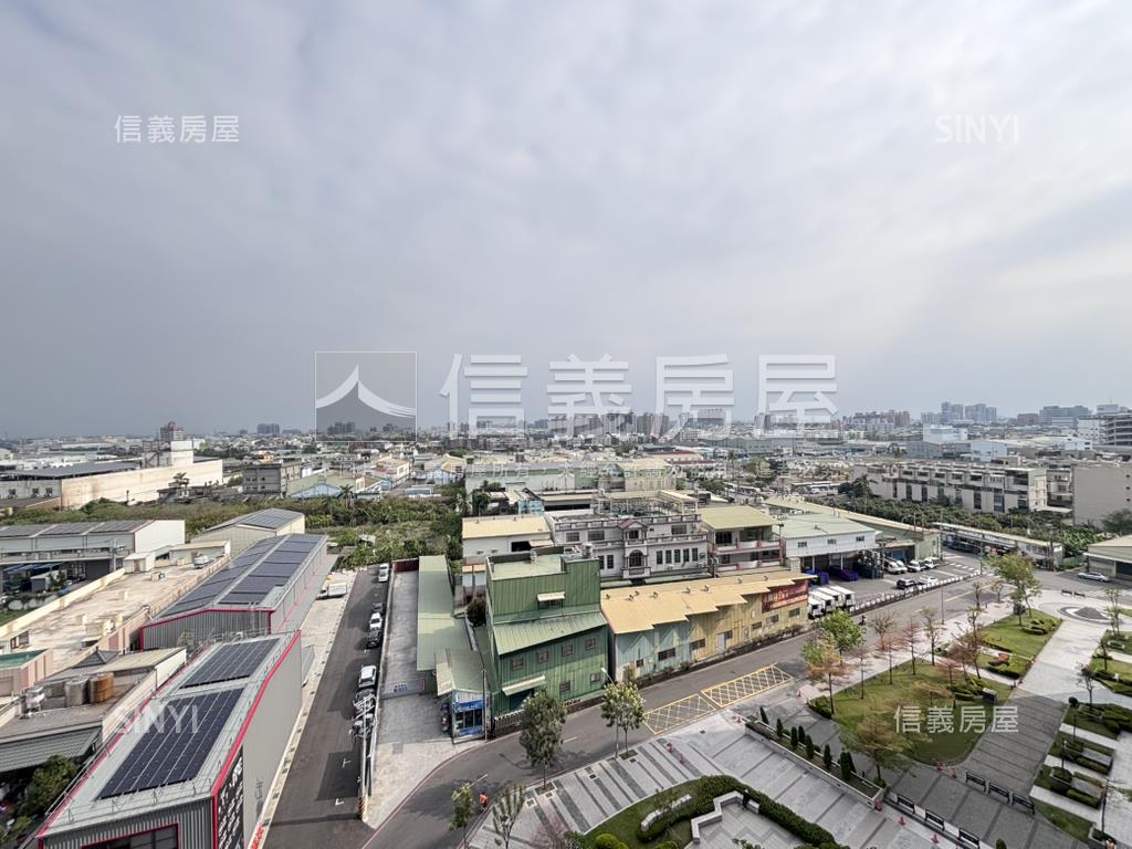 華鳳森粼高樓景觀四房平車房屋室內格局與周邊環境