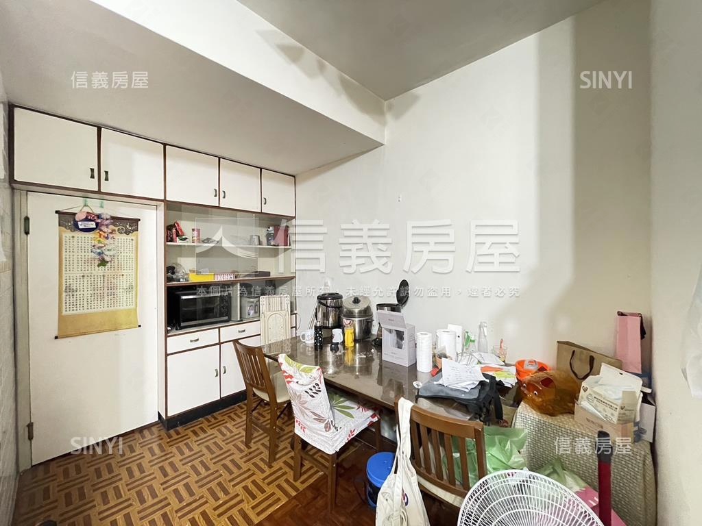 德行東路方正公寓房屋室內格局與周邊環境
