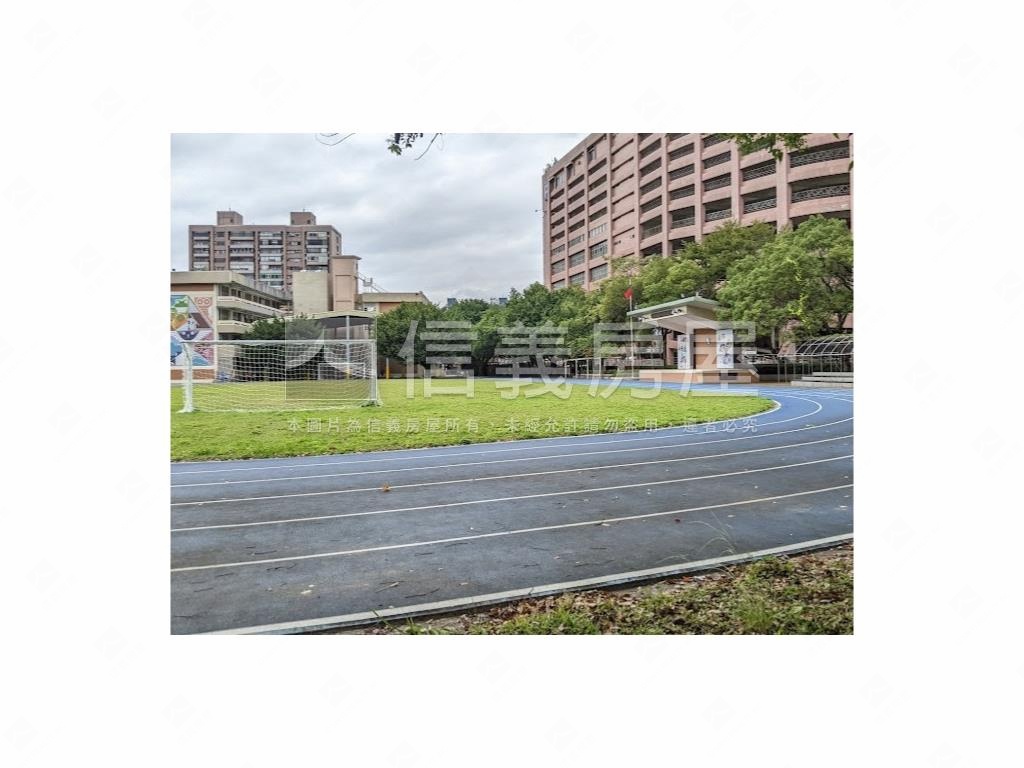 德行東路方正公寓房屋室內格局與周邊環境