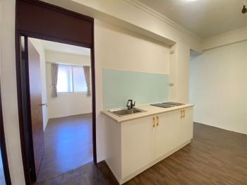 近好市多迪卡儂美裝公寓