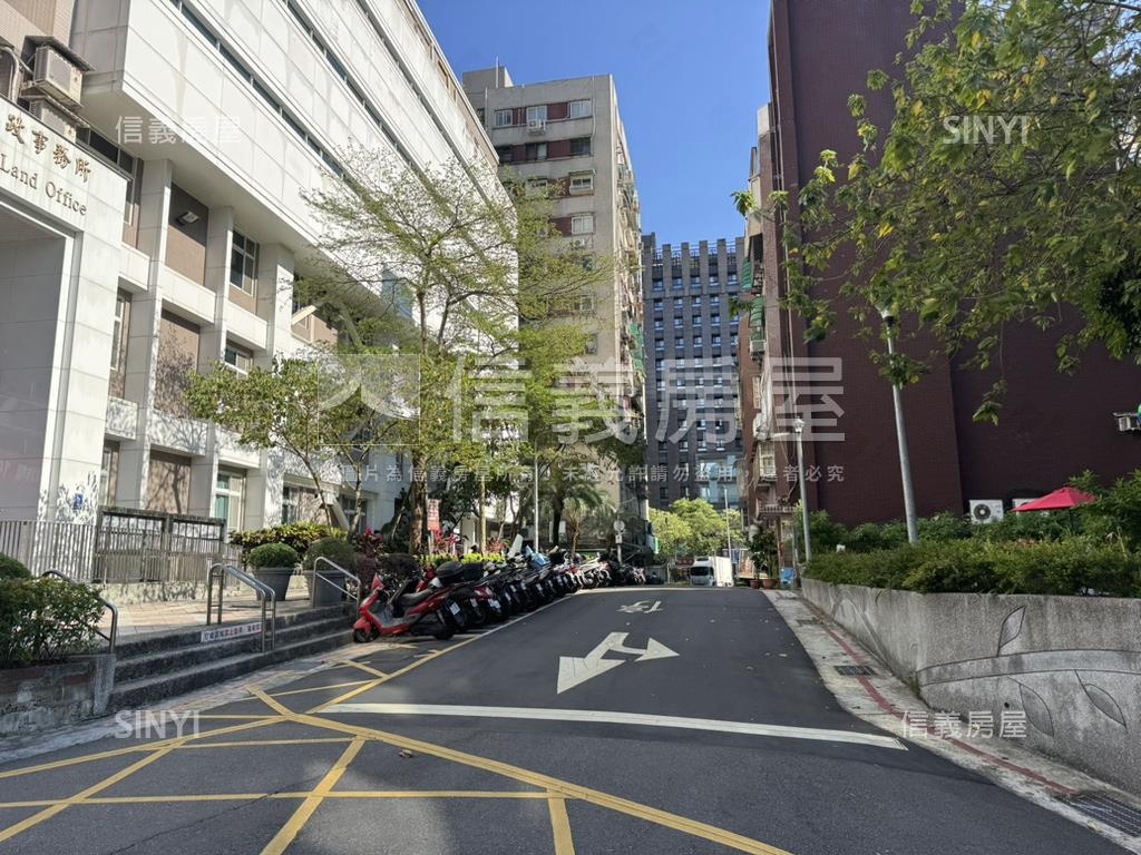 信義安和低總價店面房屋室內格局與周邊環境