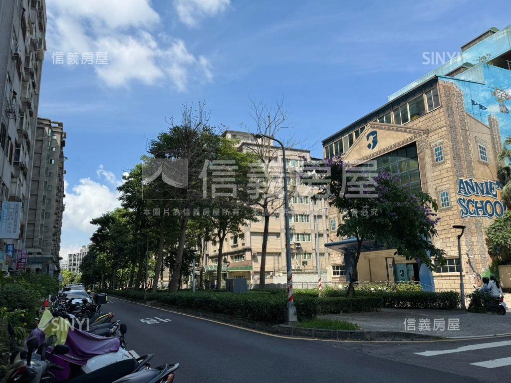 黃金映象三房雙車位房屋室內格局與周邊環境