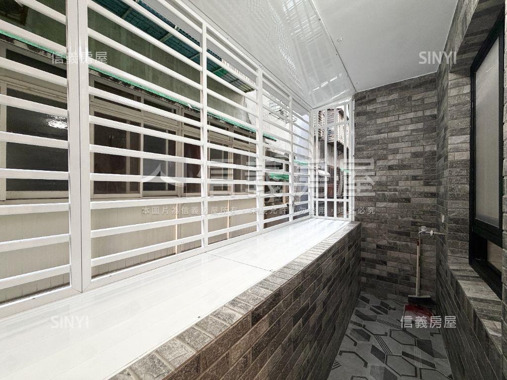 伊士曼明峰精裝方正大三房房屋室內格局與周邊環境