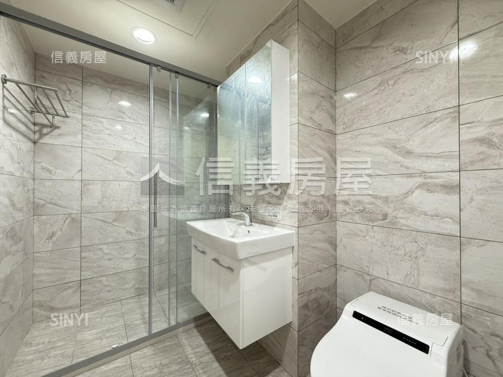 市政１號院高樓視野美宅房屋室內格局與周邊環境