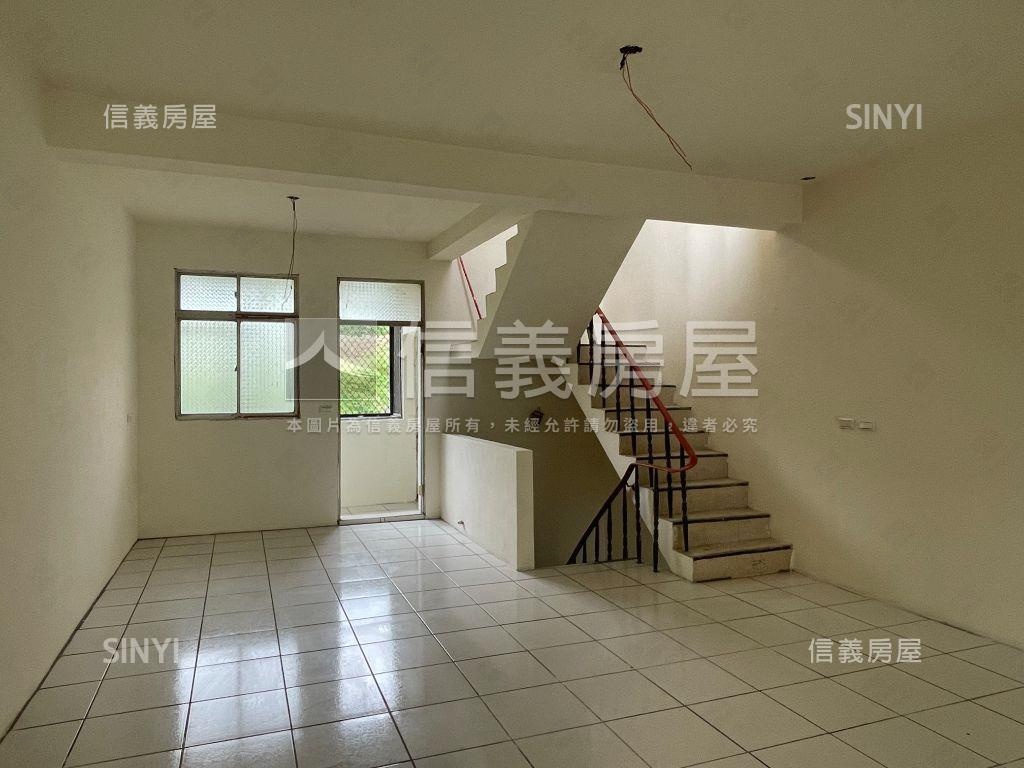 寶山水庫臨路透天房屋室內格局與周邊環境