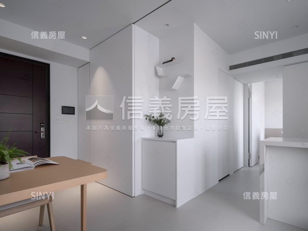 就看這間維正里安房屋室內格局與周邊環境