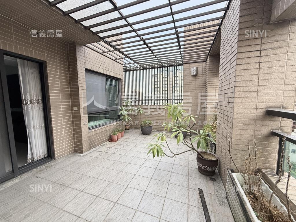 近藝文景觀樓中樓豪邸房屋室內格局與周邊環境