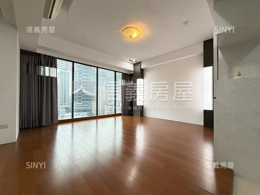 近藝文景觀樓中樓豪邸房屋室內格局與周邊環境