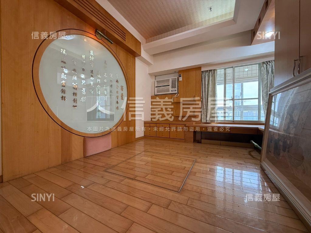 亞灣區高樓大四房三車位房屋室內格局與周邊環境