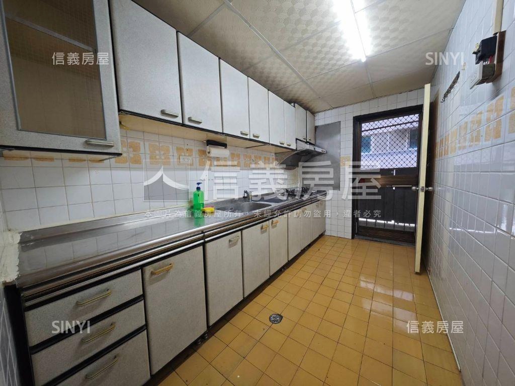 開元生活圈大坪四房房屋室內格局與周邊環境