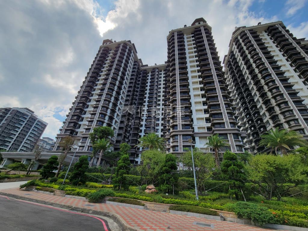 江南大宅豪景３房房屋室內格局與周邊環境