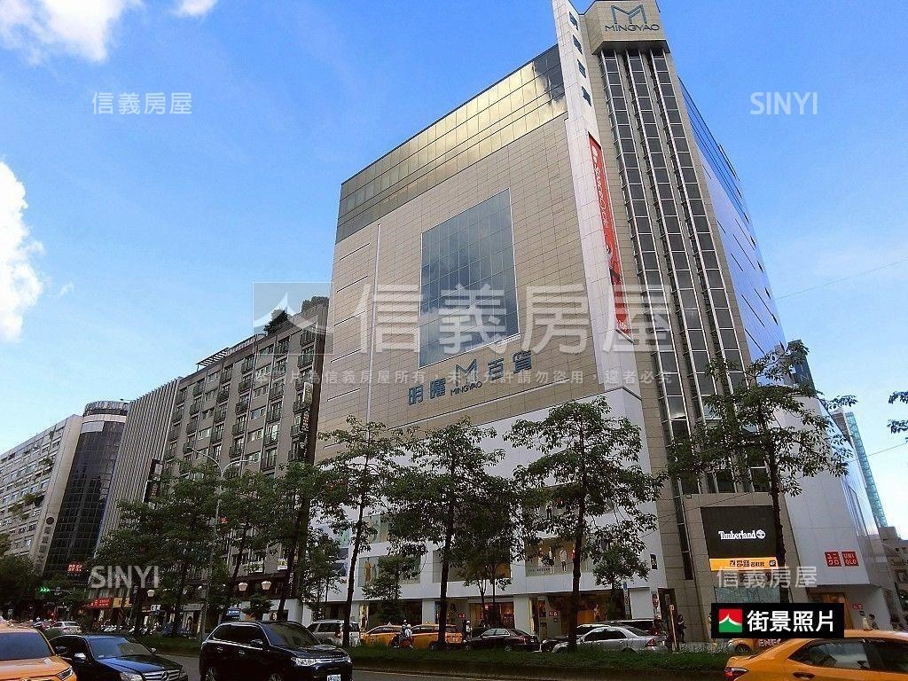 大空間。藍天高樓景觀房屋室內格局與周邊環境