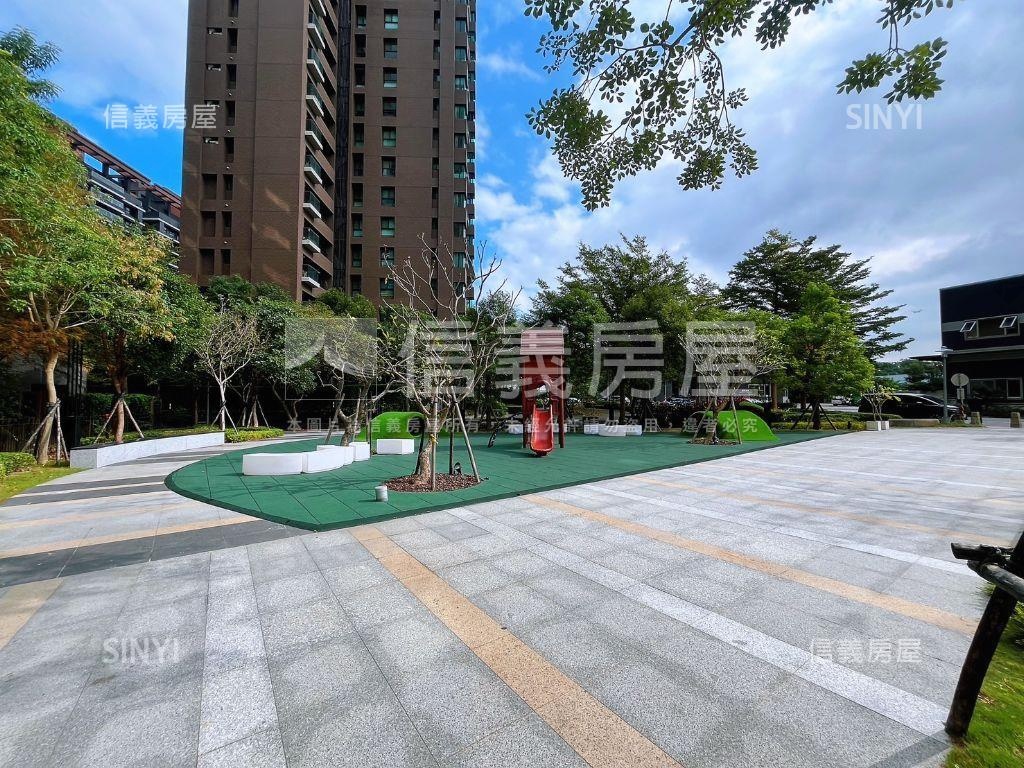 高樓景觀大兩房車位房屋室內格局與周邊環境