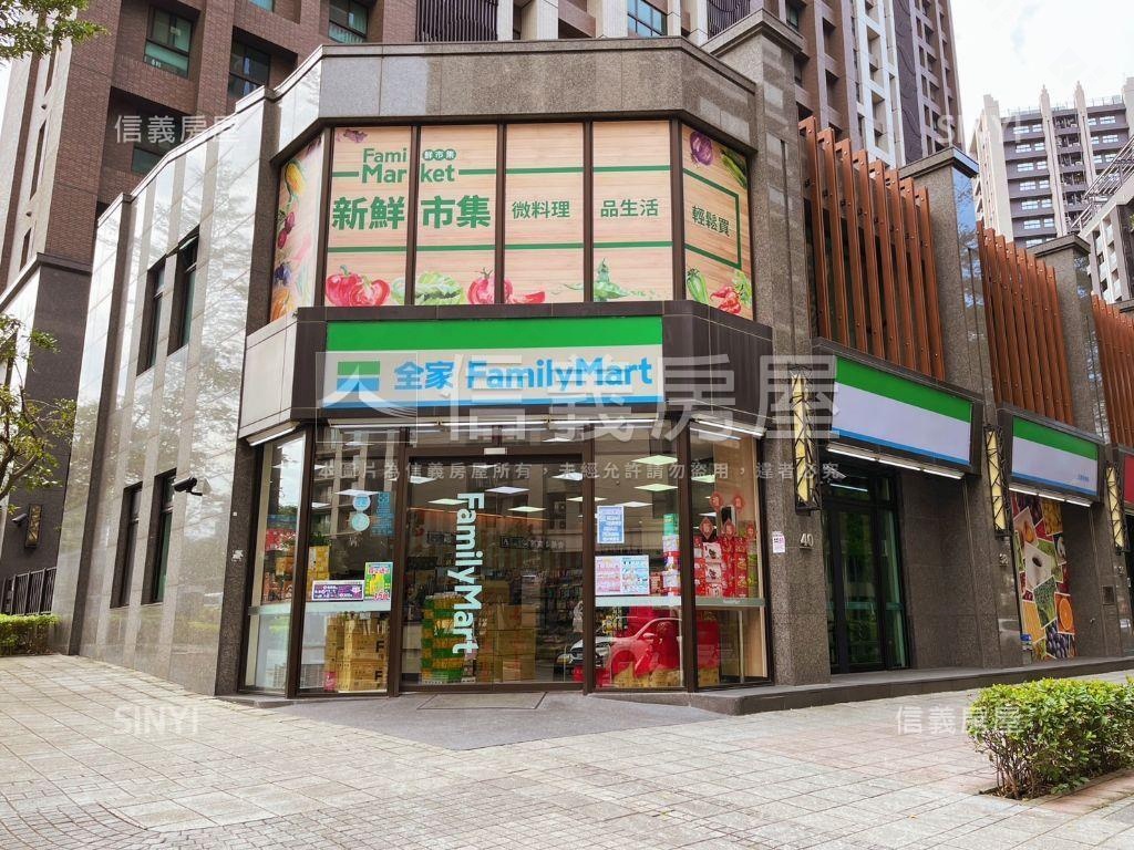 高樓景觀大兩房車位房屋室內格局與周邊環境
