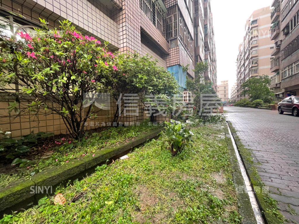 太子鎮一樓庭院大三房房屋室內格局與周邊環境