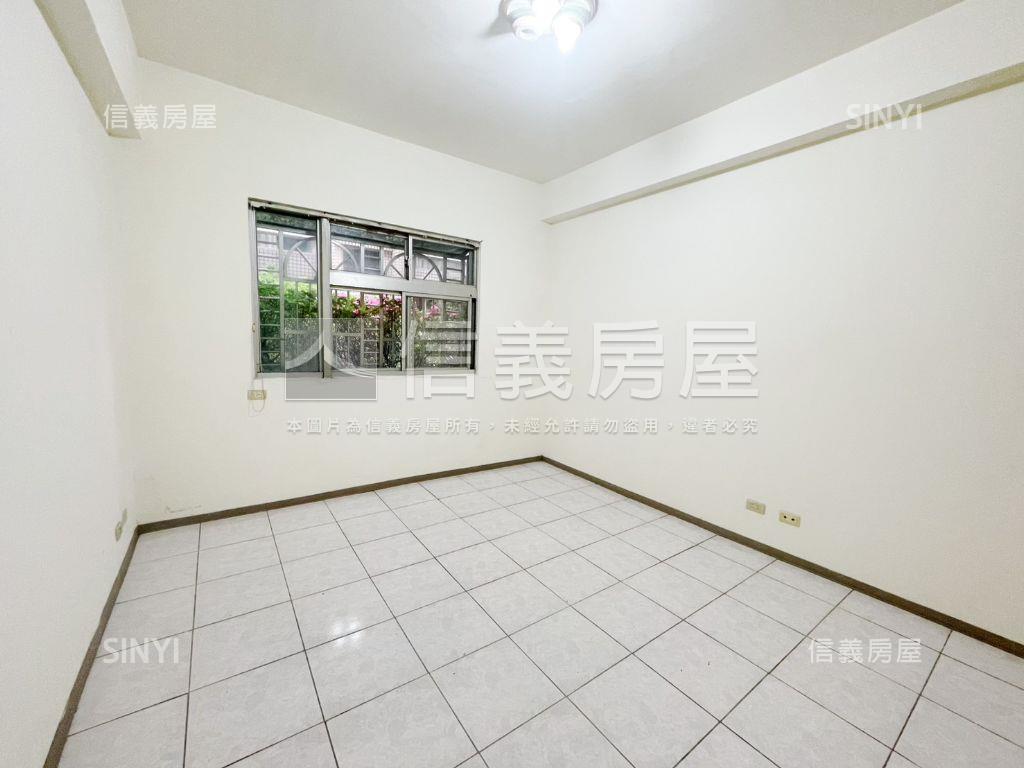 太子鎮一樓庭院大三房房屋室內格局與周邊環境