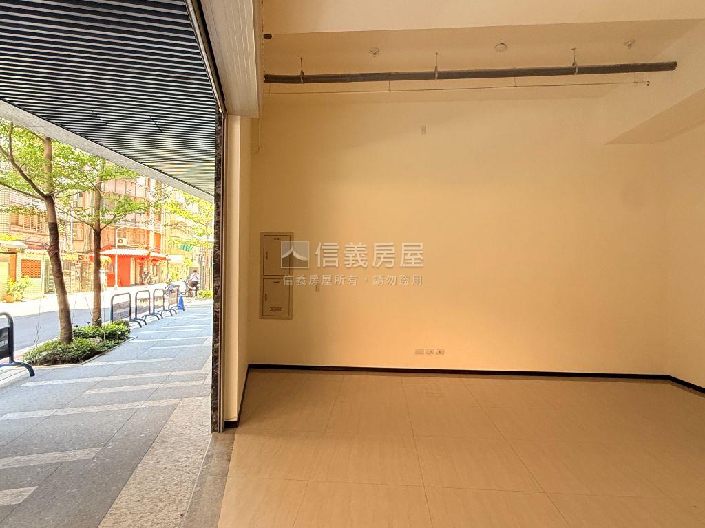 全新紀念堂捷運金店面房屋室內格局與周邊環境