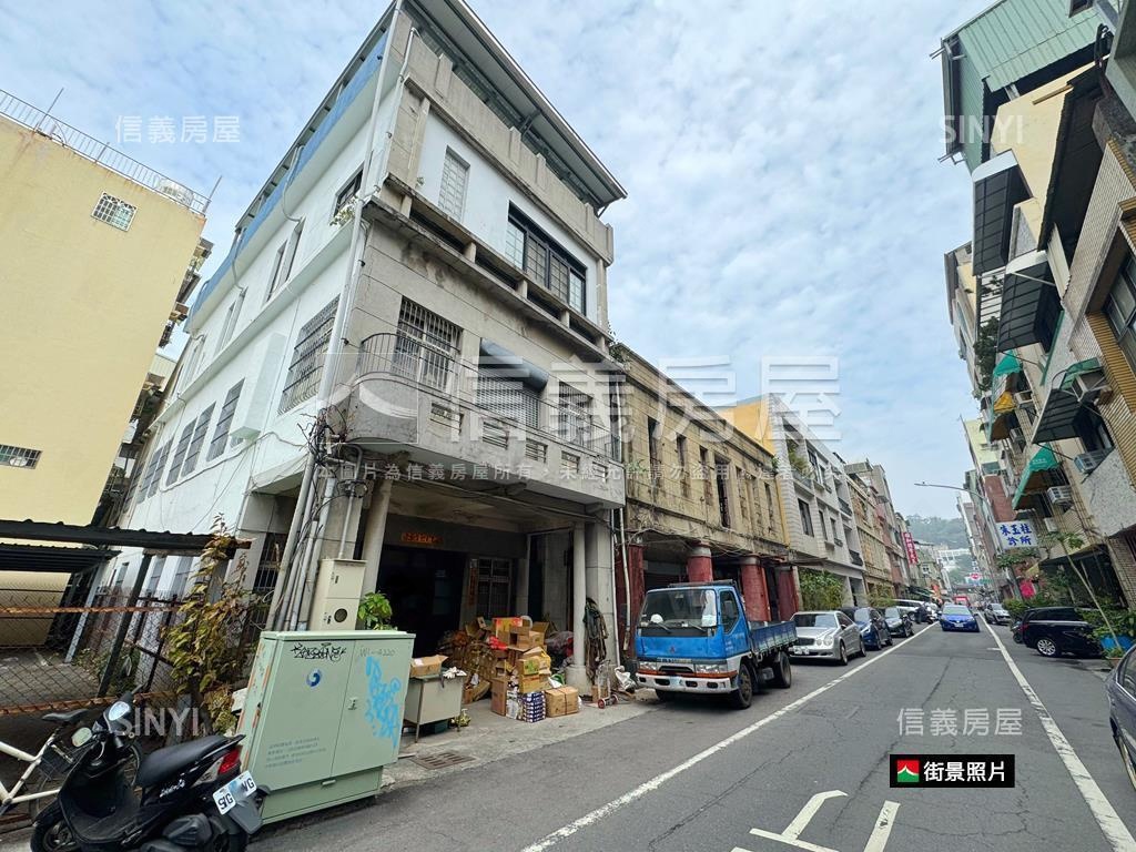 哈瑪星‧三間連棟面寬透店房屋室內格局與周邊環境