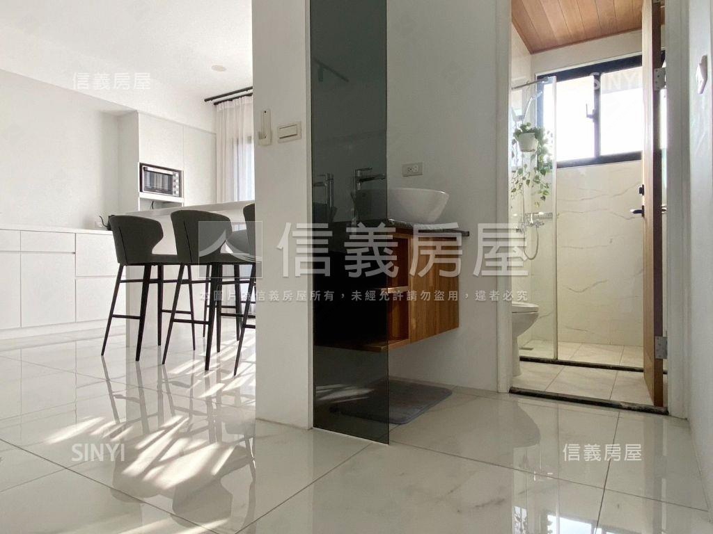 白京松の下純白三房平車房屋室內格局與周邊環境