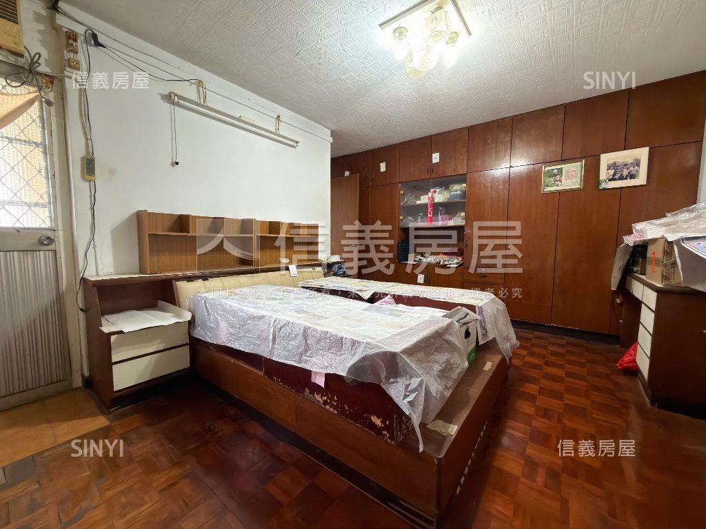 龍門邊間獨棟美寓房屋室內格局與周邊環境