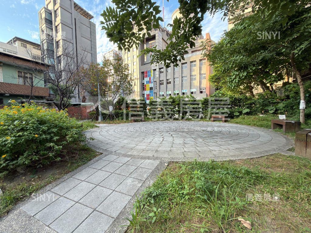 龍門邊間獨棟美寓房屋室內格局與周邊環境