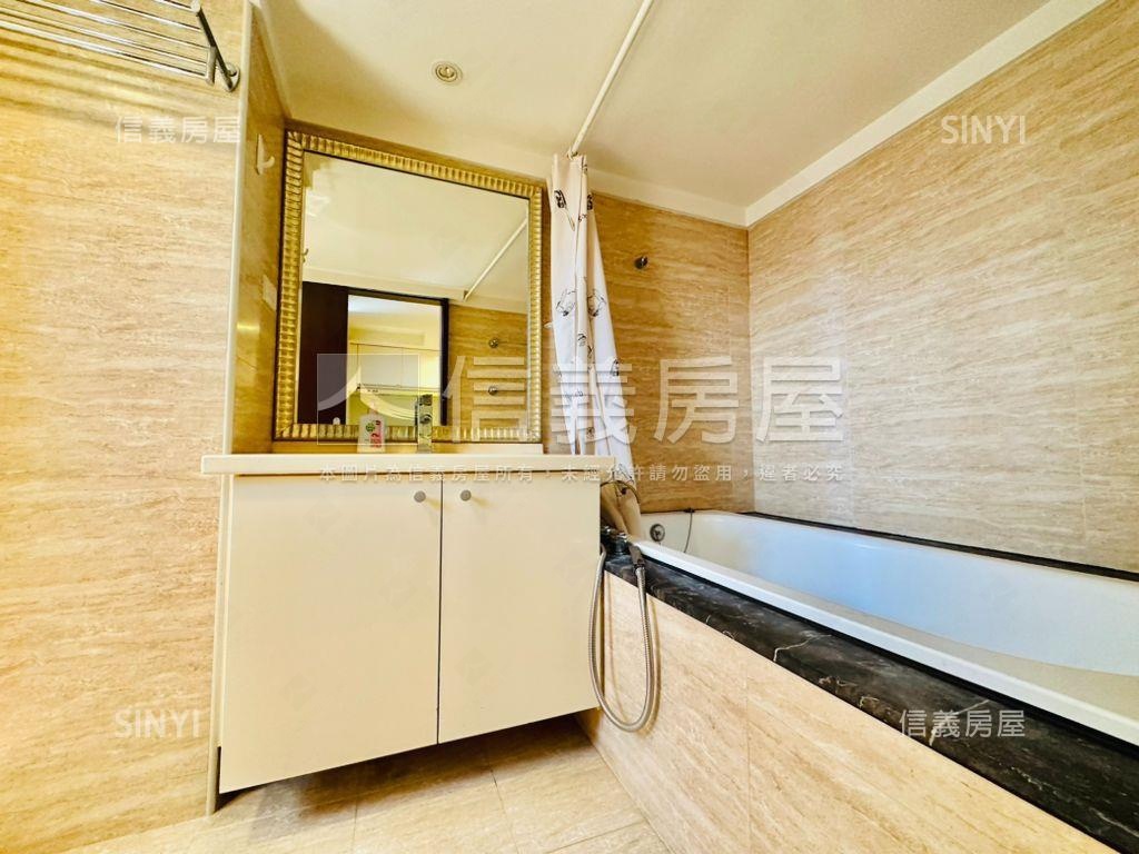 新板特區Ｆ１高樓精美套房房屋室內格局與周邊環境