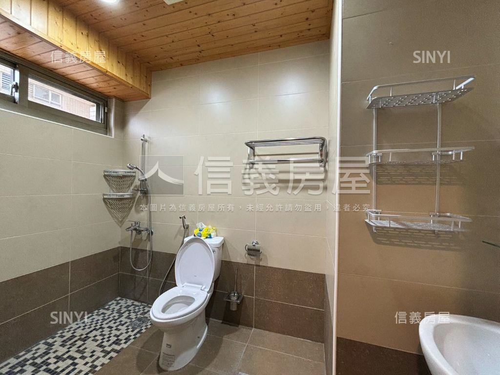 昇捷臻品遠挑美景樓中樓房屋室內格局與周邊環境